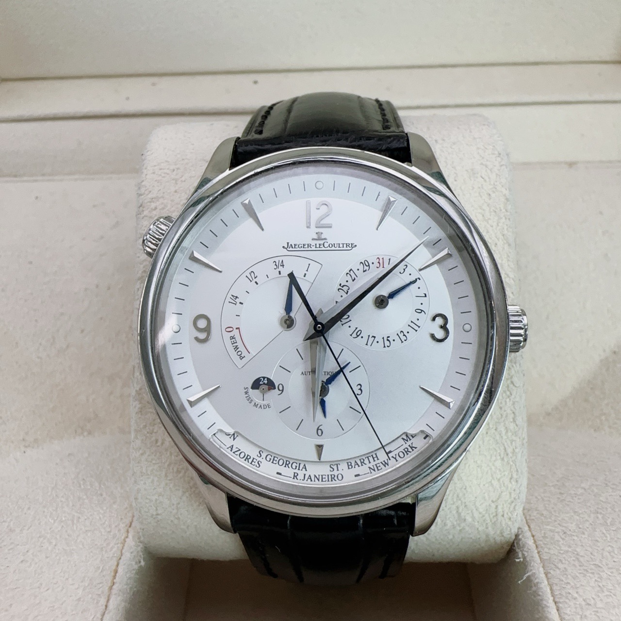 Luxury Watch on Wrist - Timeless Elegance and Style